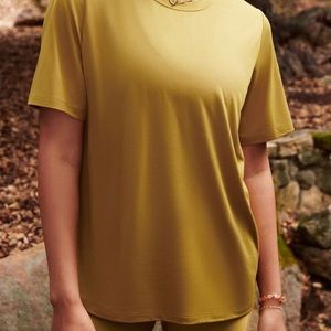 Fabletics Blake Short Sleeve Long Tee